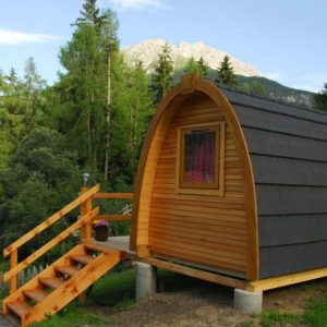 wanderung-mit-uebernachtung-im-holz-iglu